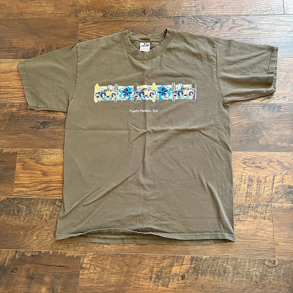 Yazbek Olive Green Graphic Tee. Size Large